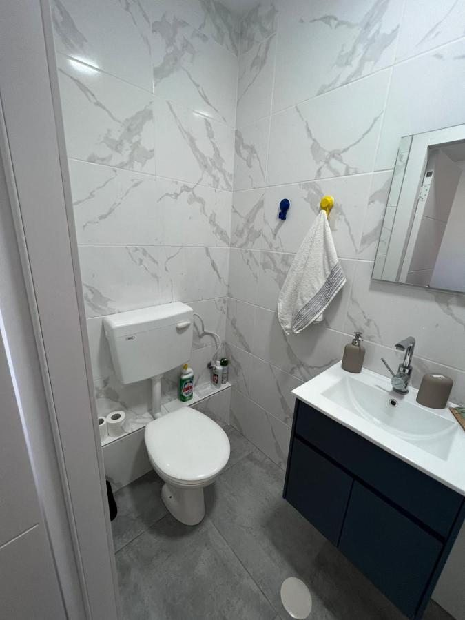סטודיו חדש ויפה עם נוף לים Apartment Netanya Bagian luar foto